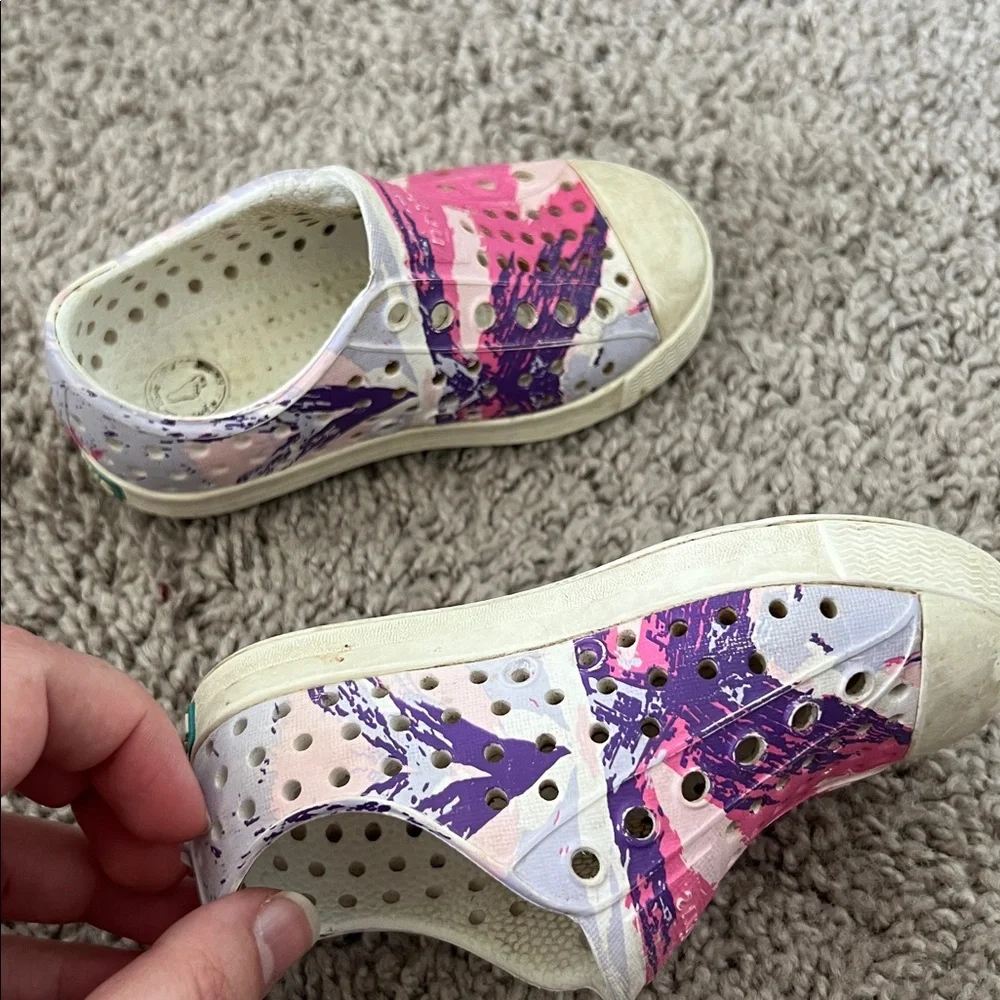 Native Pink Purple Splatter Print Water Shoes